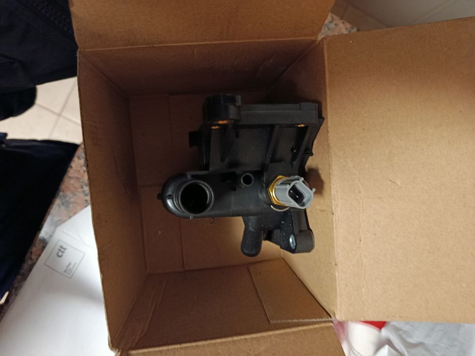 Caixa termóstato 1.0 Ford t446086