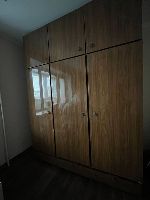 Меблі, шафа, диван, тумба