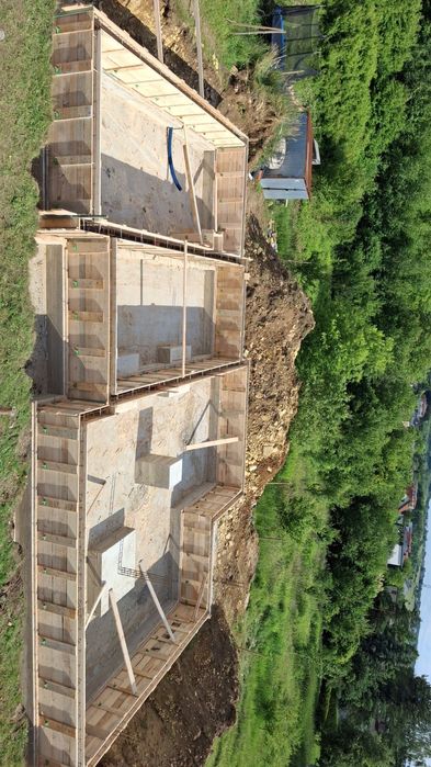 Ekipa budowlana  Budowa Domów wieloletnim doświadczeniem brygada firma