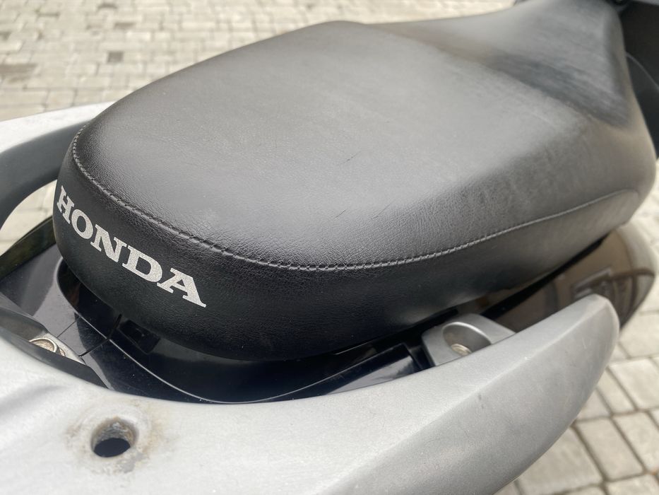 Honda dio 110, 4х тактный инжекторный 2х местный скутер