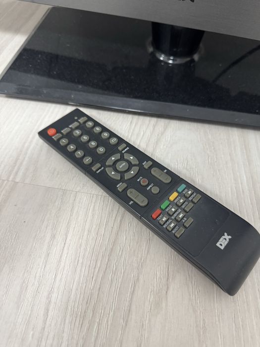 Телевізор DEX LT3250TS