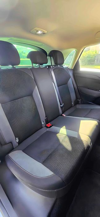 Citroën C4 1.2 PureTech (2016) "201.350km" 4990€ Distribuição Mudada juntamente com as velas no livro de Revisões!!