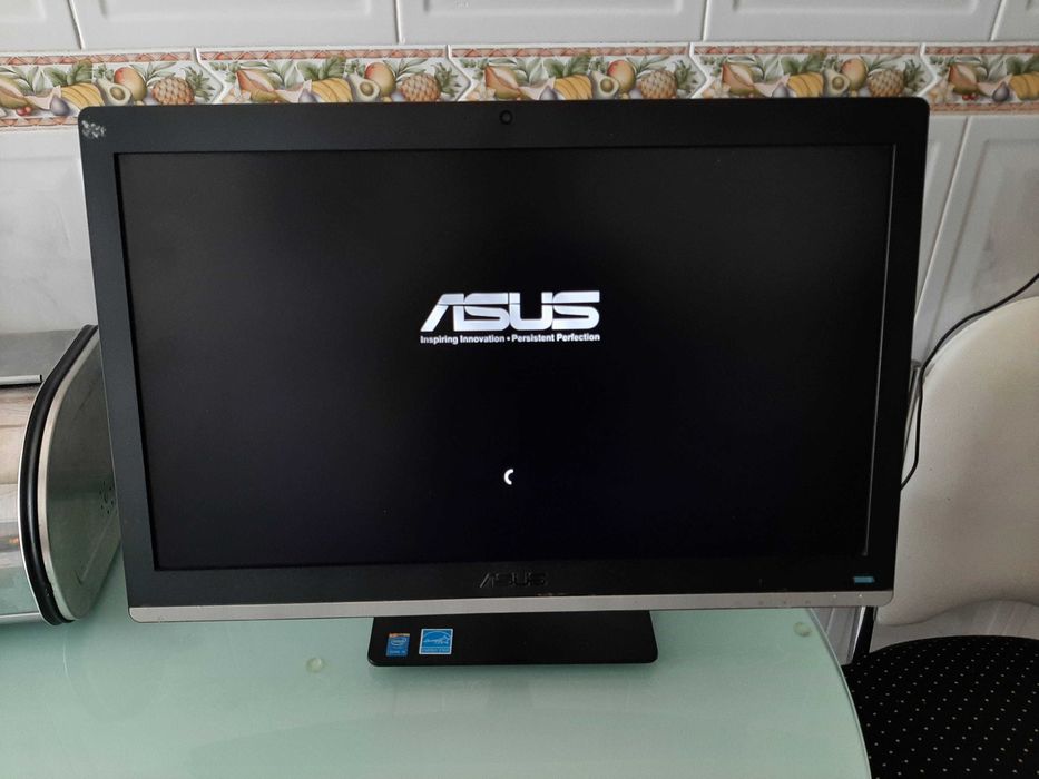 Computer Asus windows 11, 21 polegadas