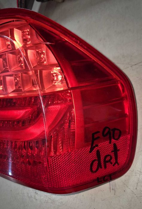 Farolim traseiro direito BMW serie 3 E90 LCI