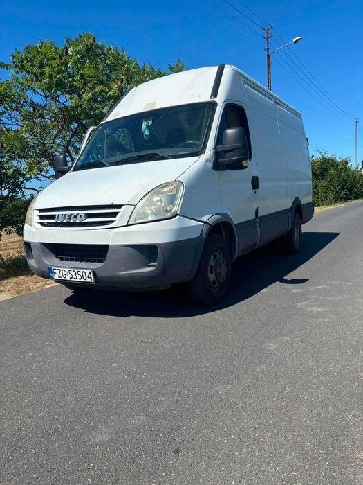 Sprzedam IVECO Daily 40C15V Furgonetka
