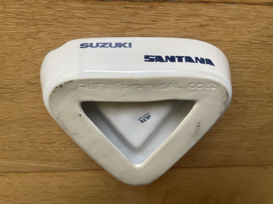 Cinzeiro Saab Suzuki Cimpomóvel