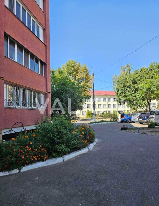 Продам 3кім.квартиру 76кв.м. Софіївська Борщагівка пров.Шкільний,1Б