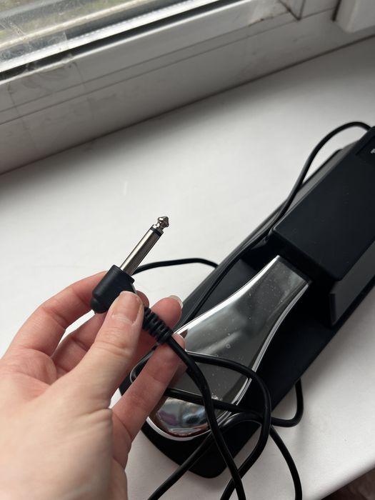 Сустейн/педаль для фортепіано