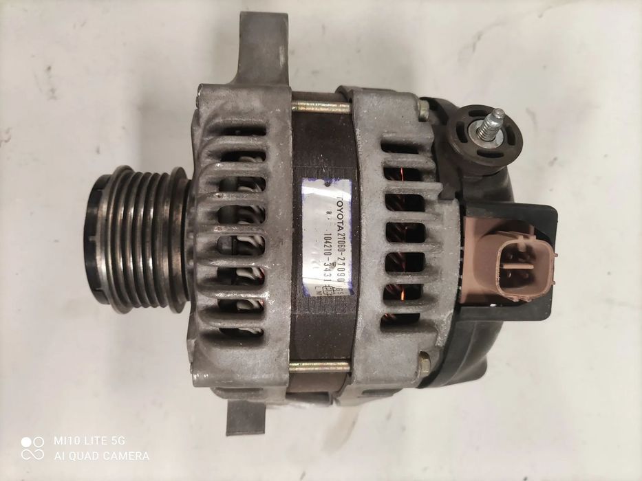 Alternador - Toyota Corolla / Avensis 2.0 D4d