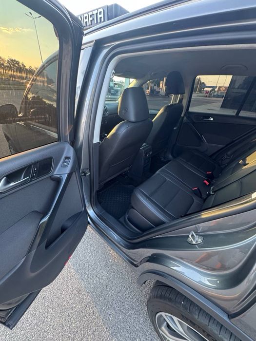 Volkswagen Tiguan 2.0 TSI