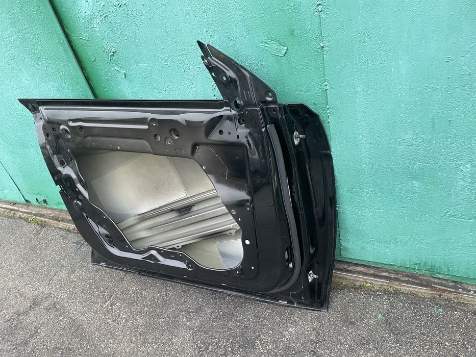 Двері ліві тесла tesla Y my вай