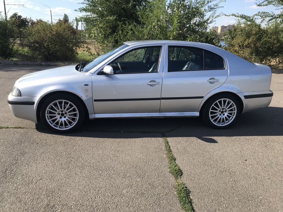 Shkoda Oktavia Tour 2003г