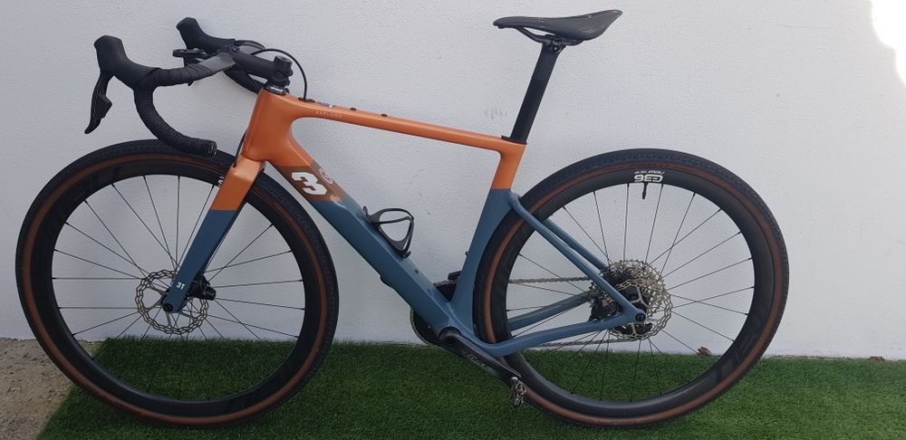 Bicicleta de Gravel 3T