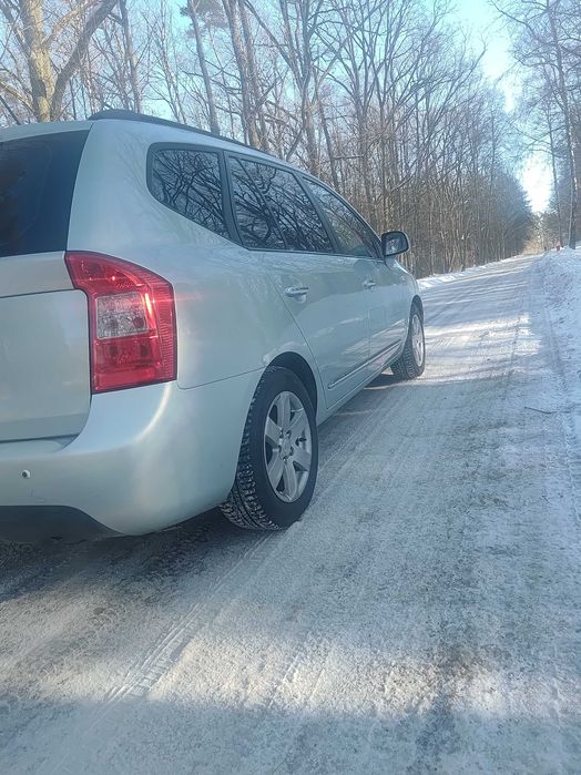 Sprzedam Kia carens 3