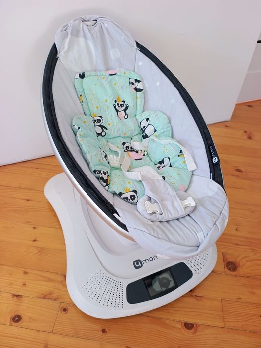 Заколисуючий центр (шезлонг-гойдалка) 4moms mamaRoo 3.0 (модель 1026).