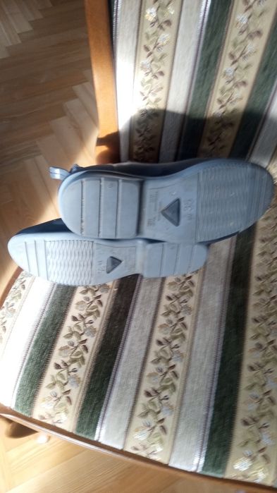 Bryczesy, kamizelka, buty do jazdy konno