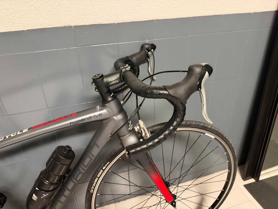 Centurion Hyperdrive | Shimano Sora | Forqueta em Carbono | Excelente Estado