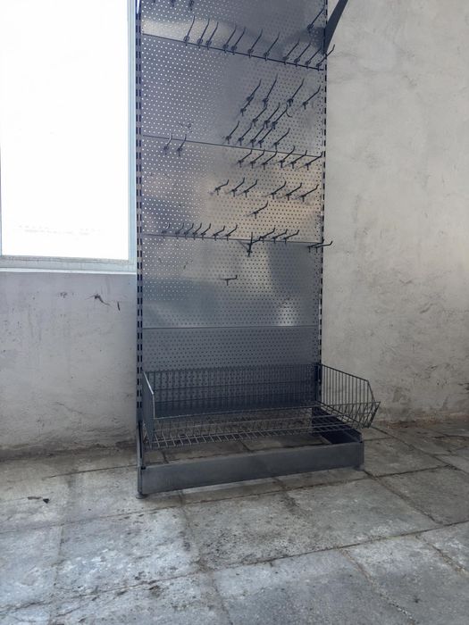 Стенд для товарів