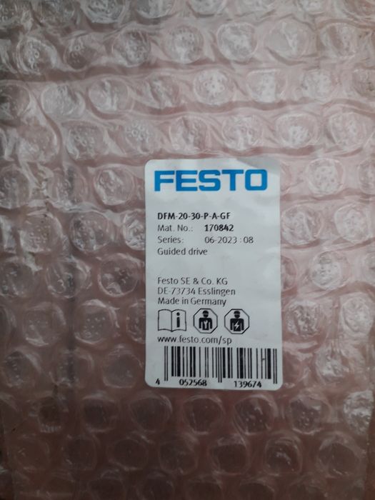 Циліндричні FESTO