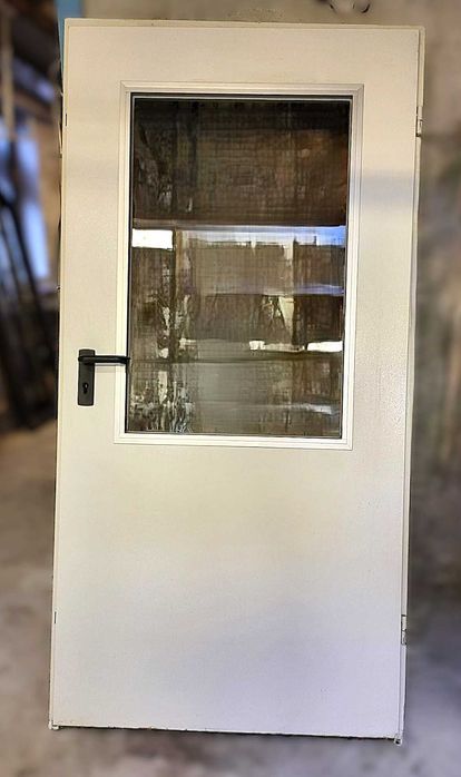 Drzwi wewnętrzne Novoferm przeszklone