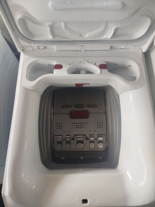 Máquina de lavar roupa AEG
