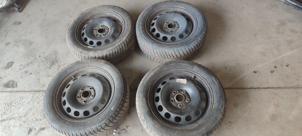 VW golf 5 Touran Audi A4 B6 B7 Seat Altea Skoda felgi stalowe 16 5x112 et50 et42