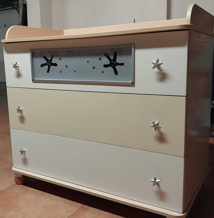 Comoda usada, em excelente estado. Oportunidade de negocio..