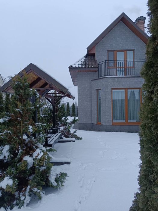 Продам новий Будинок, повністю вмебльований, від власника