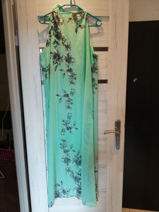 Piękna sukienka maxi