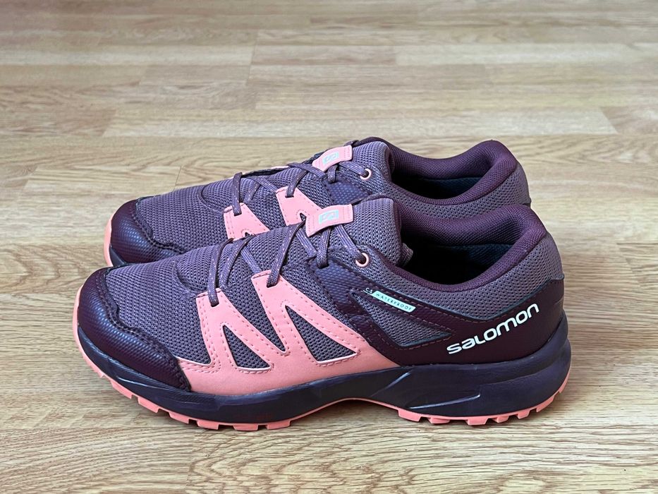 Трекінгові кросівки Salomon 36 розміру