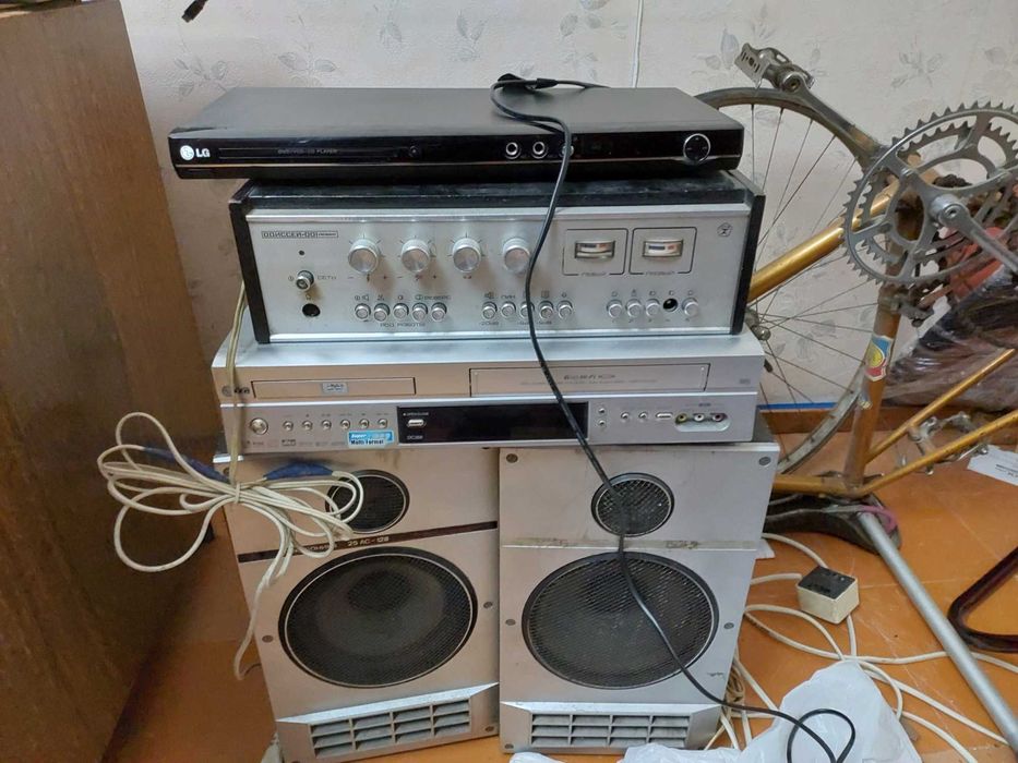 Продам музыкальный видео аудио центр