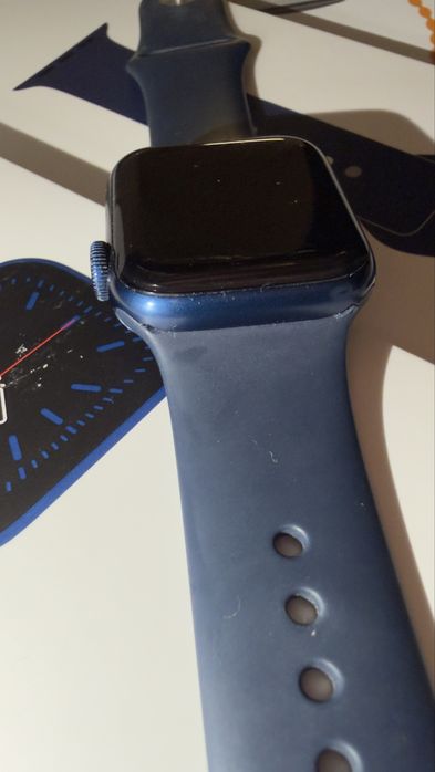 Продам Apple Watch 6 40 mm