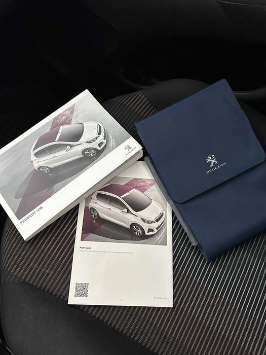 Peugeot 108 Allure Top  1.2 de  82 CV