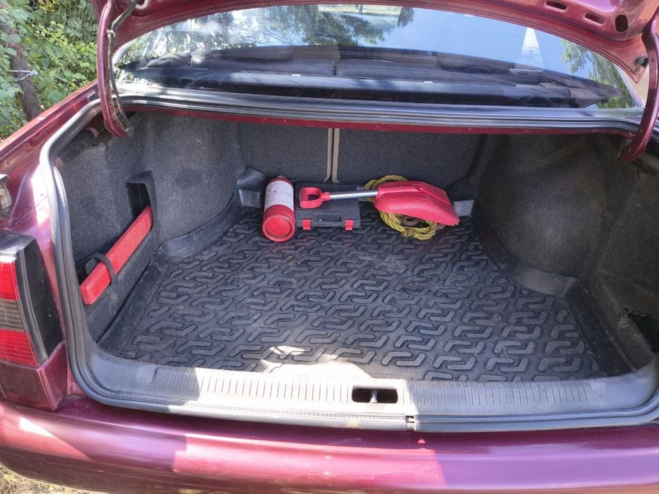 Volkswagen b4 1996