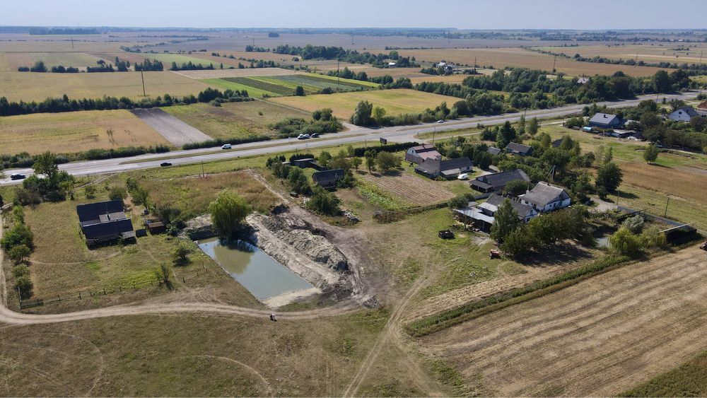 Фасадна земельна ділянка по трасі Луцьк-Рівне