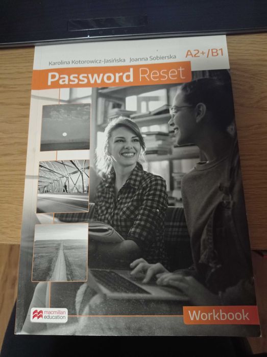 Podręcznik i  ćwiczenia Password Reset A2+/B1 Rosińska komplet