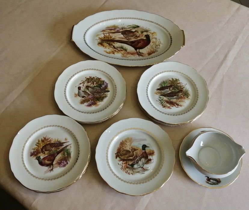 Serviço de porcelana francesa de 14 peças