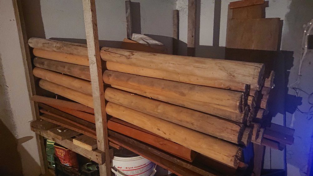 Słupek drewniany (wałek, okrąglak, palik) fi 6 cm długości 130 cm