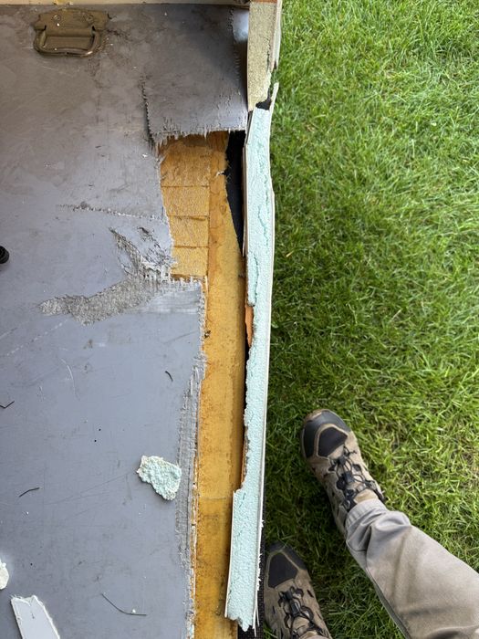 Naprawa zabudowy kampera