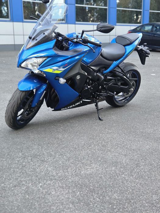 Мотоцикл SUZUKI  GSX-S1000F з Японії