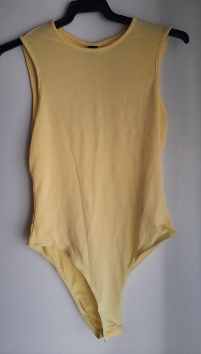 Simple Yellow Top