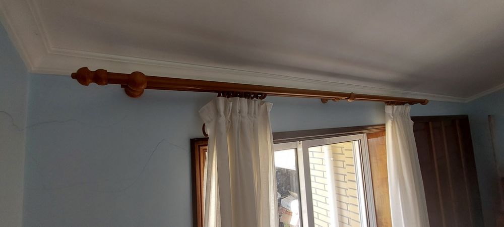 Varão duplo para cortinas