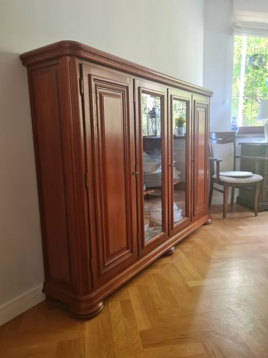Komoda drewniana przeszklona