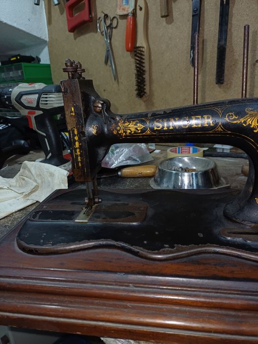 Maquina costura Singer