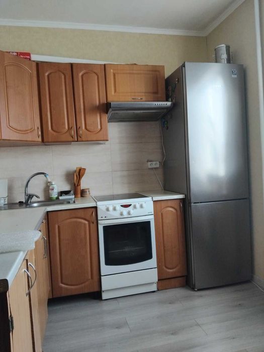 Продаж 1-кімнатної квартири пр. Червоної калини,38/10, Троєщина