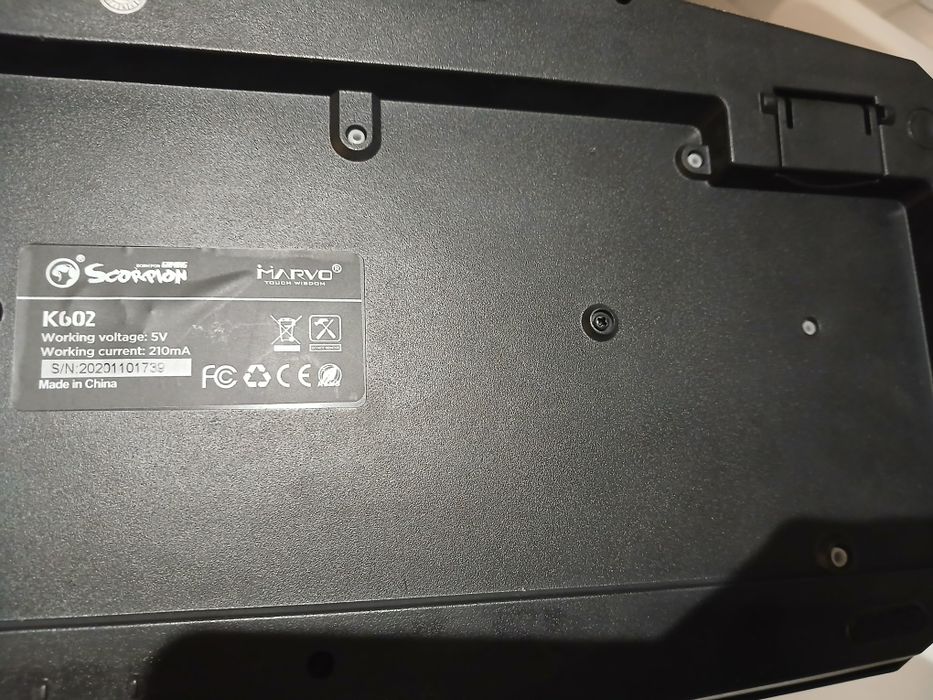 Teclado Gamer Marvo Scorpion K602 e MousePad Marvo Gamer