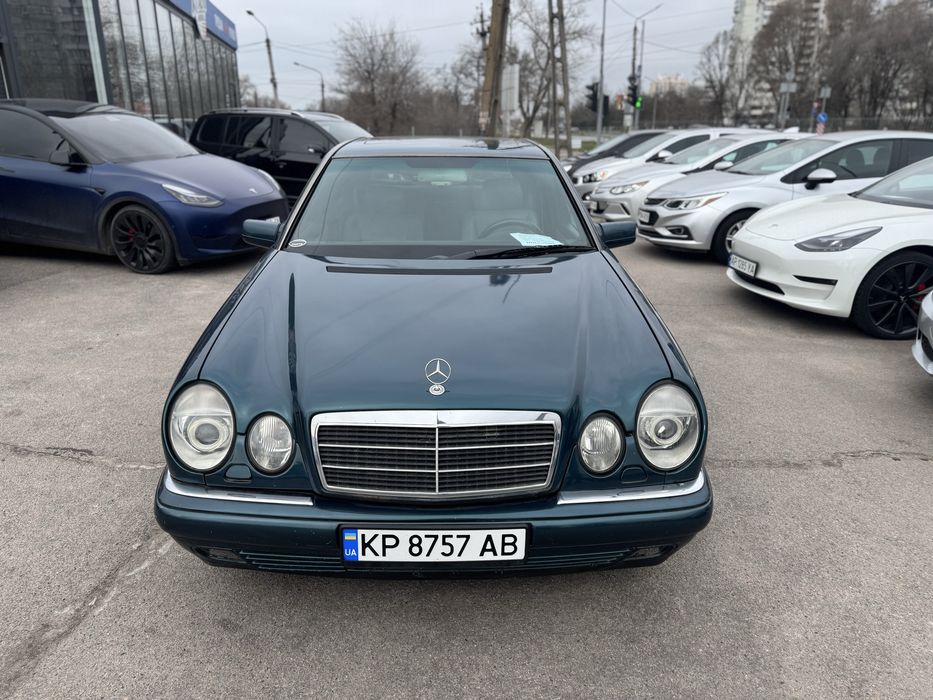 Продам Mercedes Benz