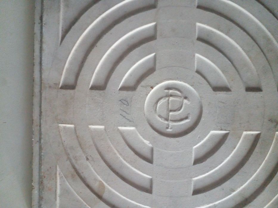 Antigo azulejo falante da Fábrica Corticeira Porto(SÓ 10 Euros)