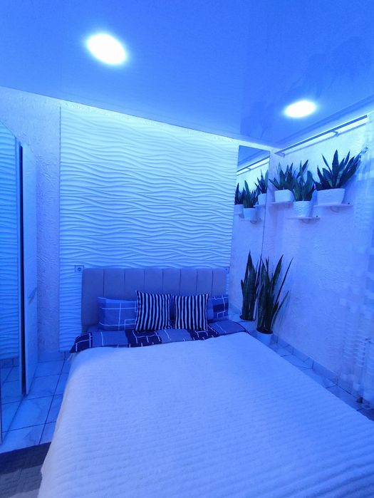 Почасово, посуточно. Свободна  уютная  квартира возле моря. Крыжановка