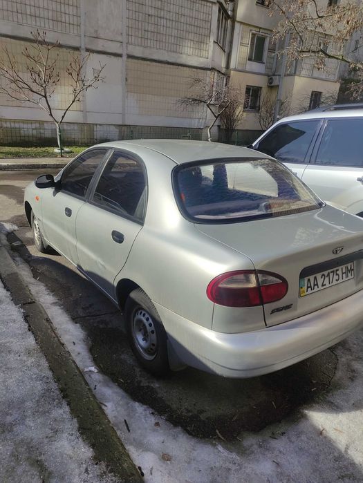 Хороше авто ДЕУ СЕНС,2003рік. Київ.Пробіг 70тис.